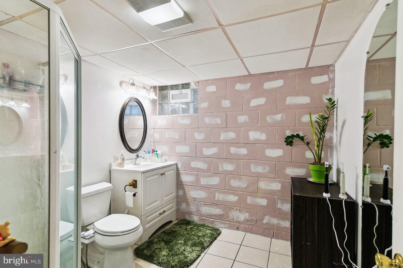 1103 Vernon Avenue photo 16
