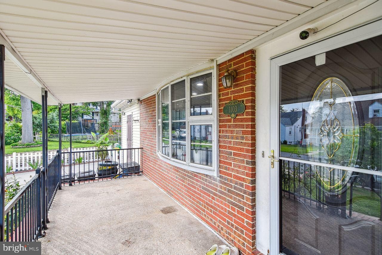 1103 Vernon Avenue photo 31