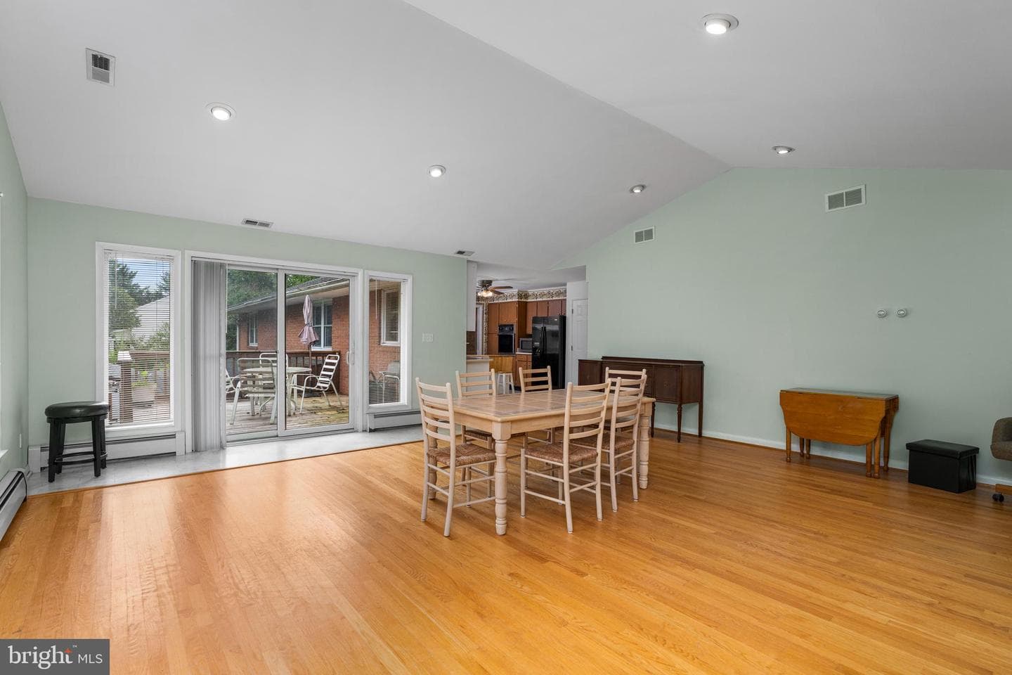 704 Chapel Ridge Road photo 16