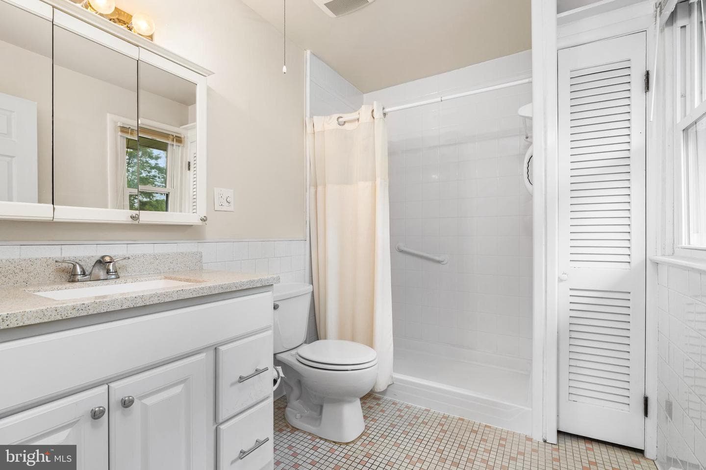 704 Chapel Ridge Road photo 19