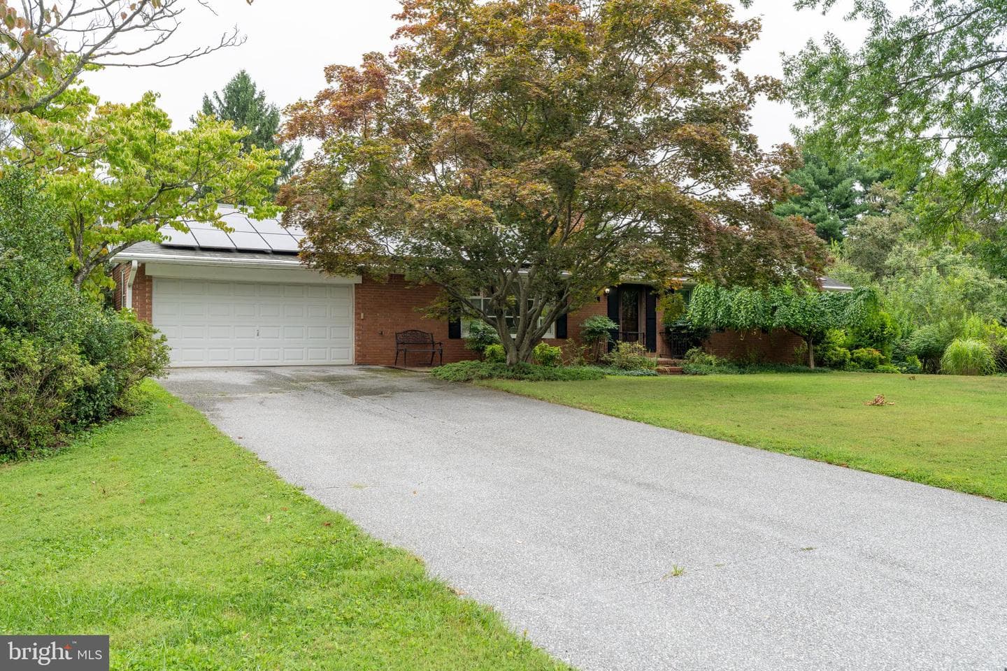 704 Chapel Ridge Road photo 2