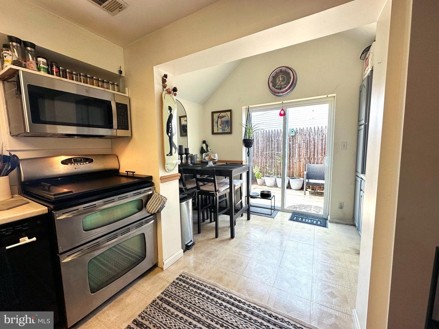7811 Meath Road photo 18