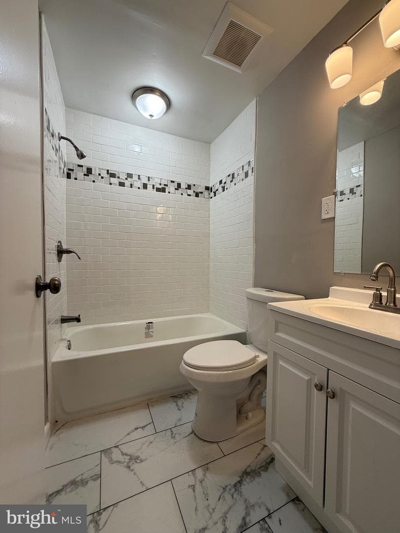 1 Tokay Court photo 17
