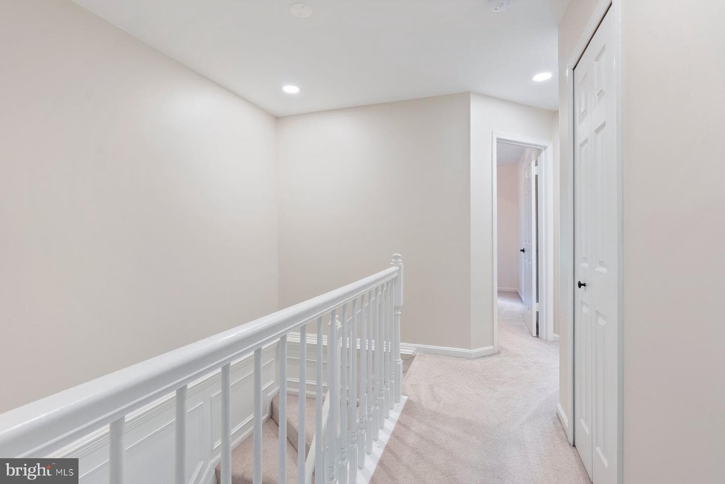915 Hidden Moss Drive photo 16