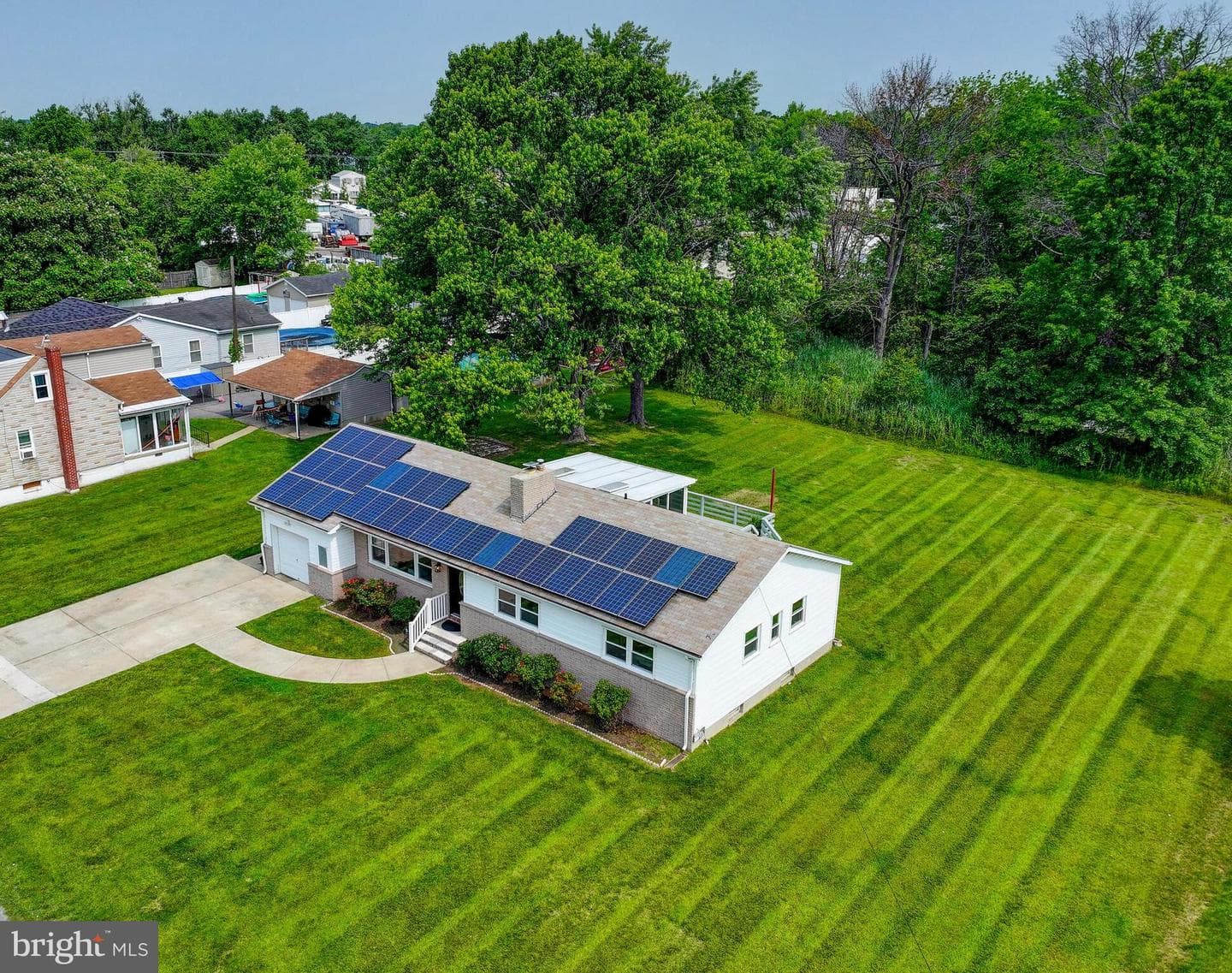 2411 Ruth Avenue photo 3