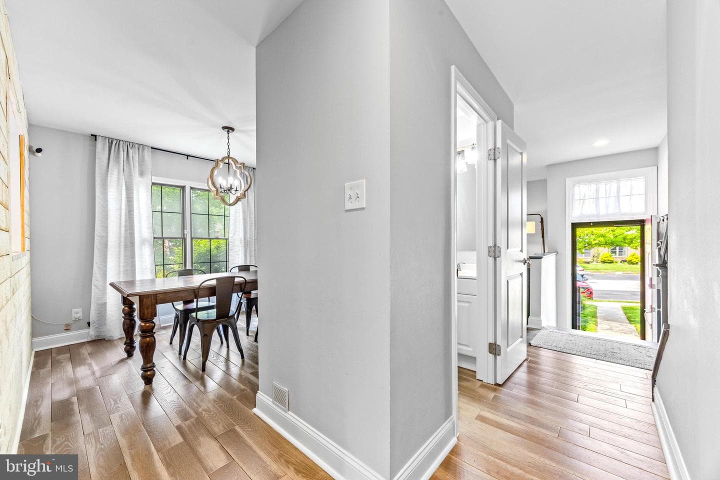31 Tudor Court photo 13