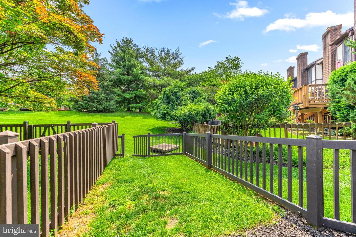 31 Tudor Court photo 47