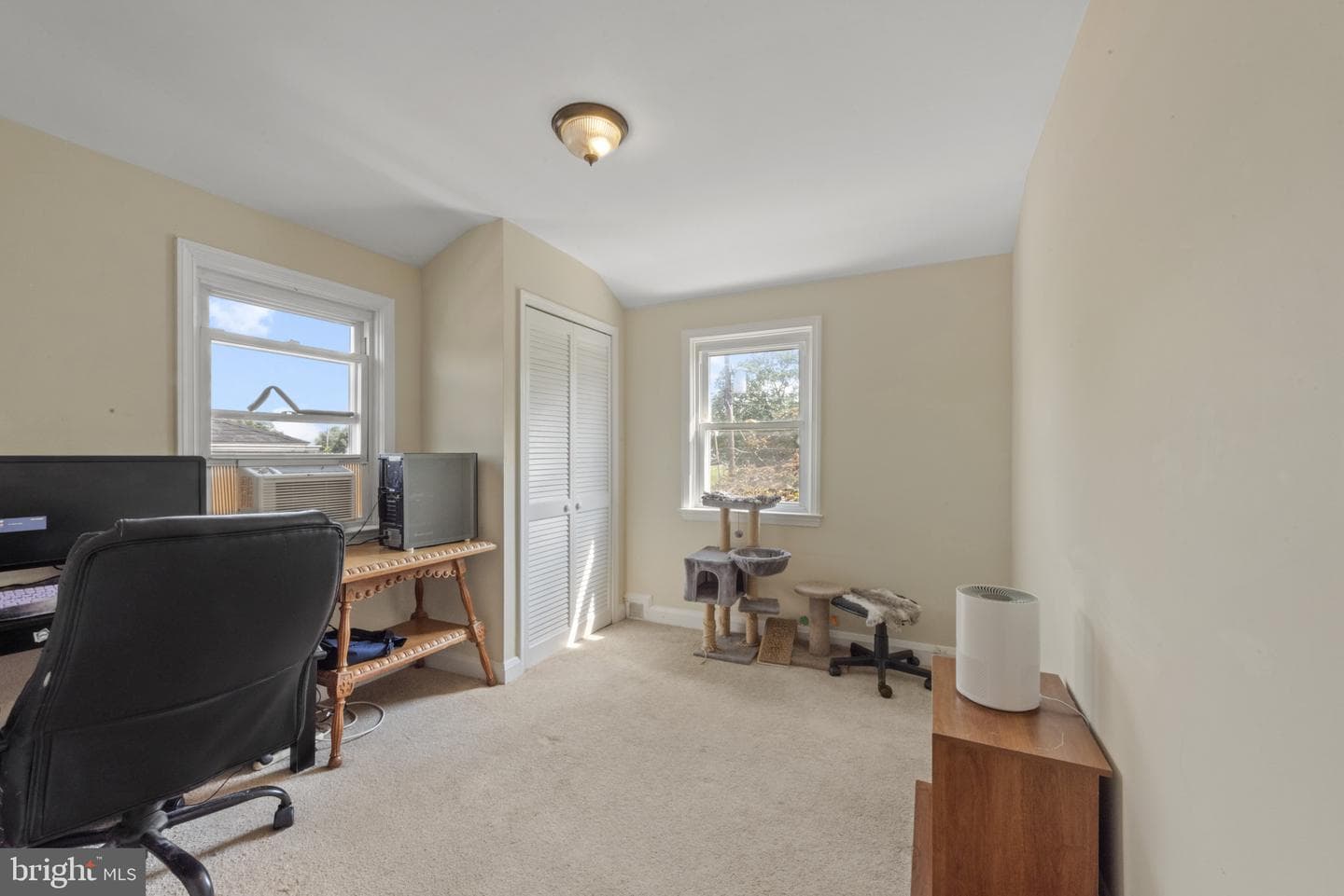 1755 Weston Avenue photo 12