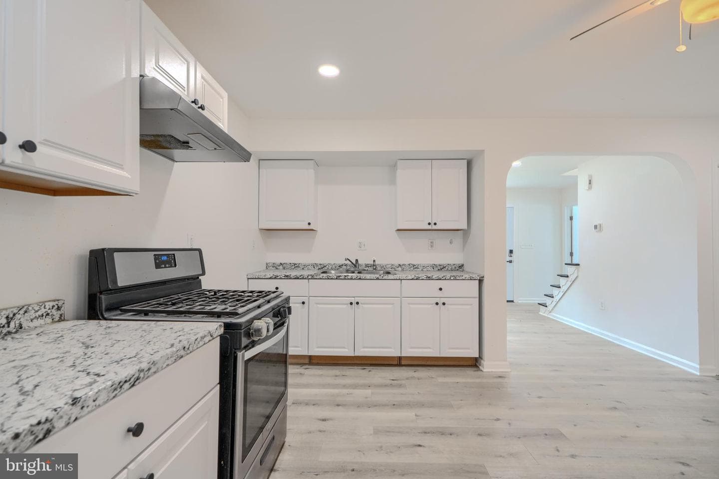 799 Platinum Avenue photo 18