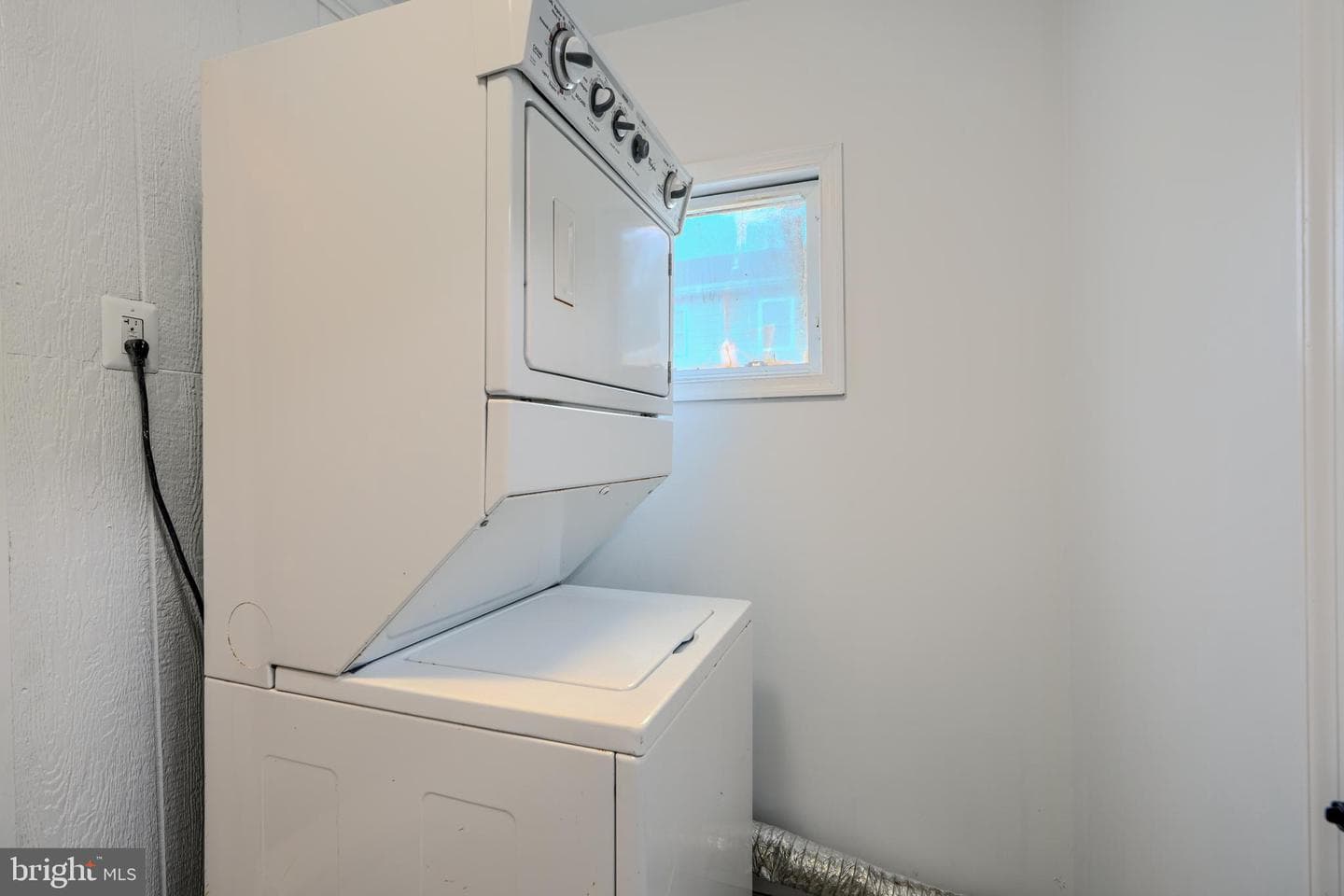 799 Platinum Avenue photo 27
