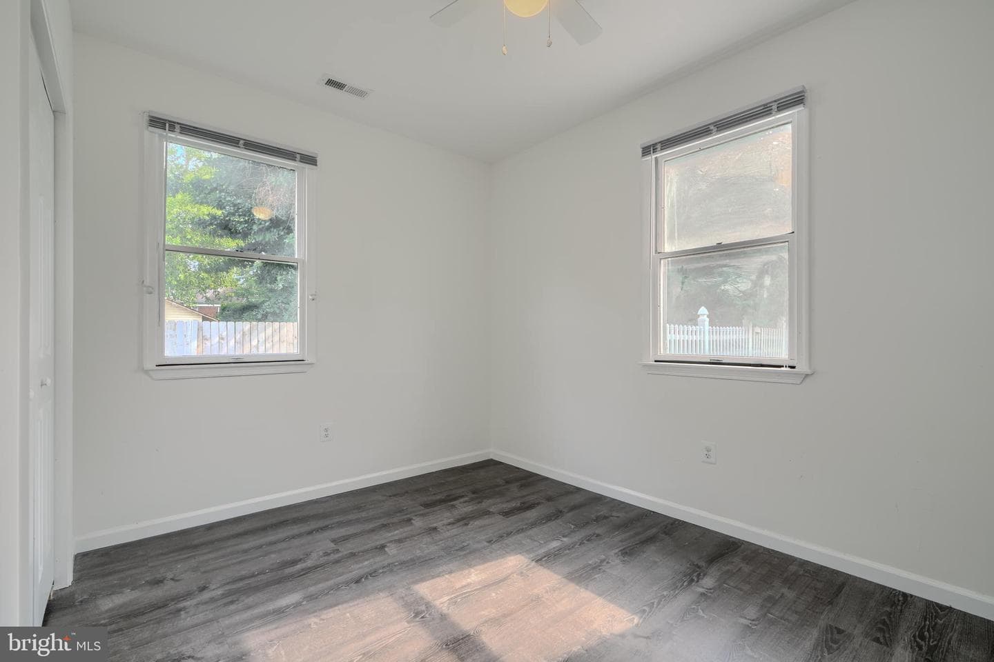 799 Platinum Avenue photo 32