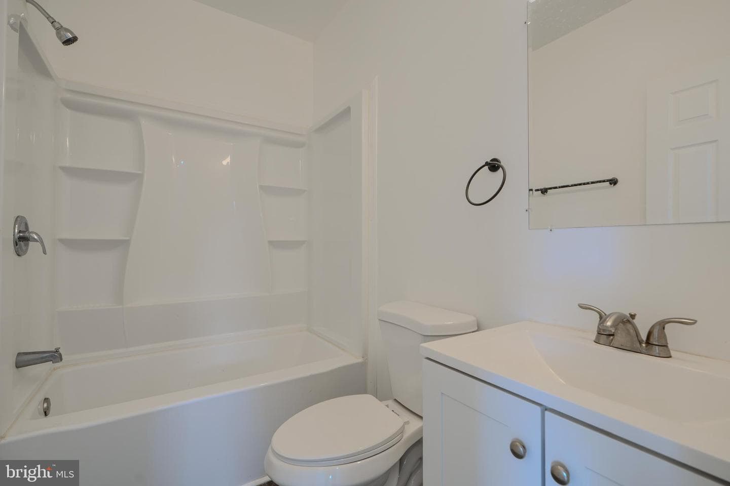 799 Platinum Avenue photo 40