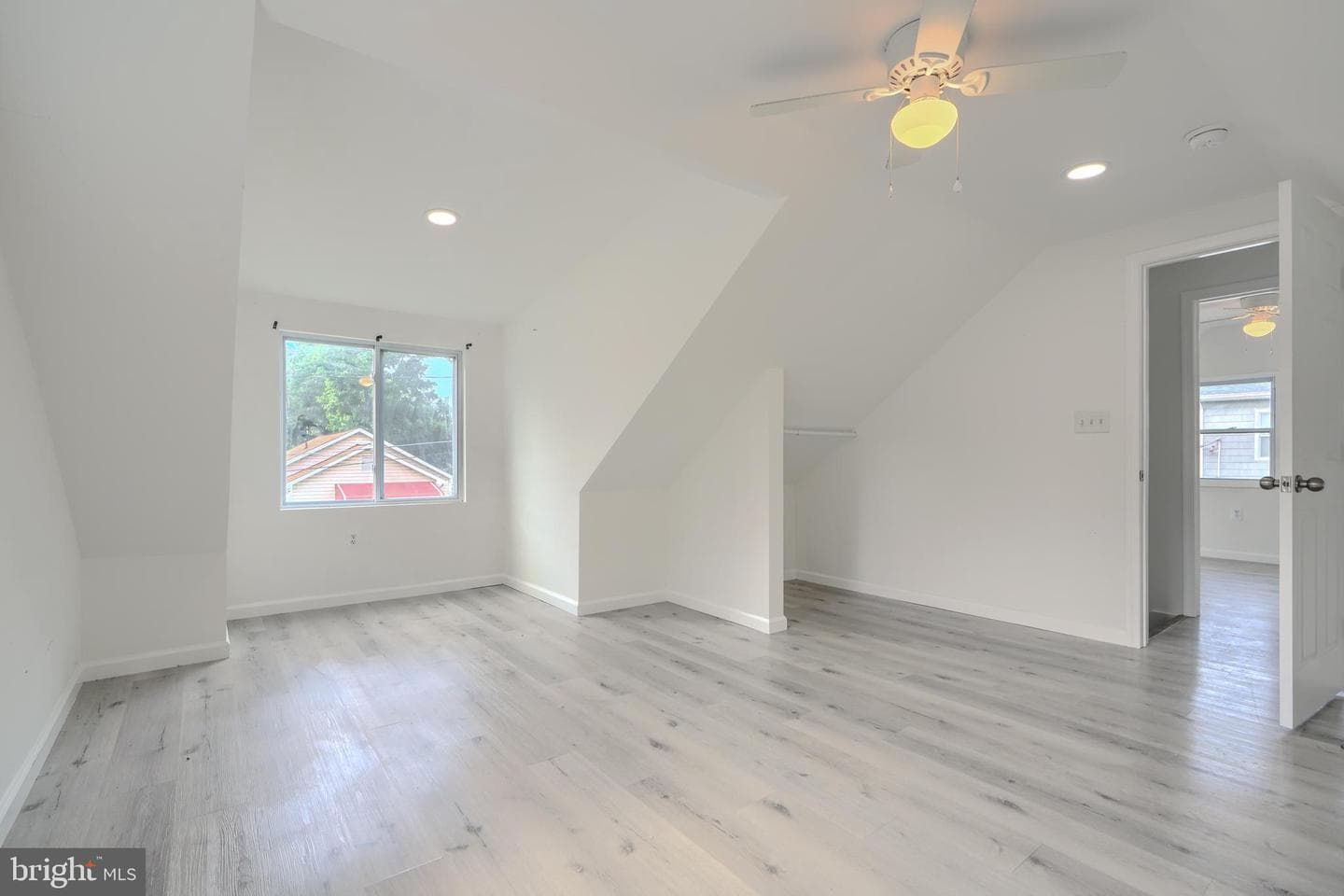 799 Platinum Avenue photo 46