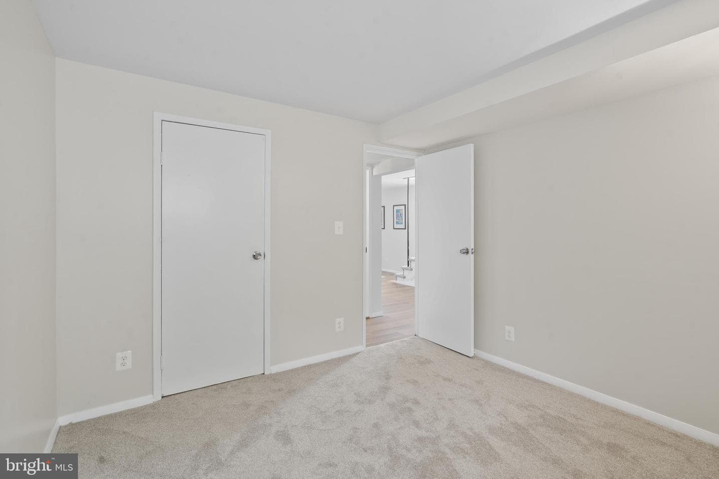 8412 Winands Road photo 20