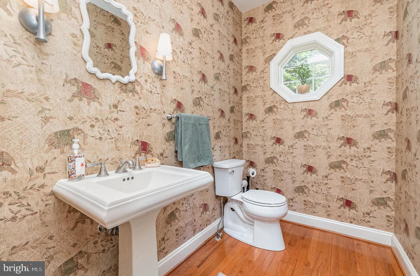 2324 Blue Mount Road photo 27