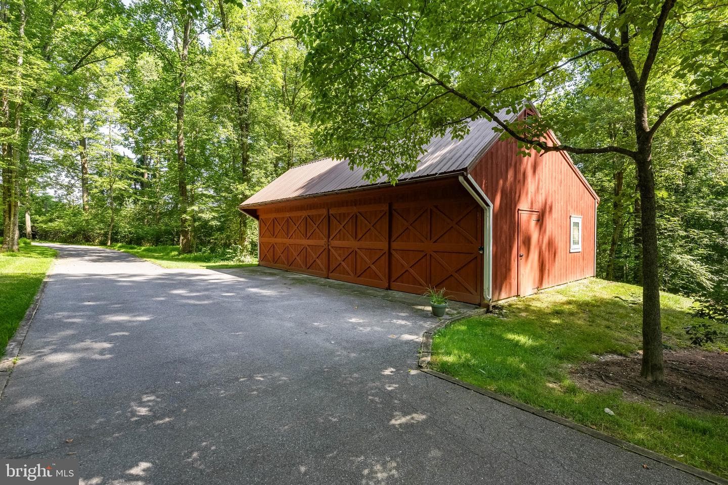 2647 Shepperd Road photo 11