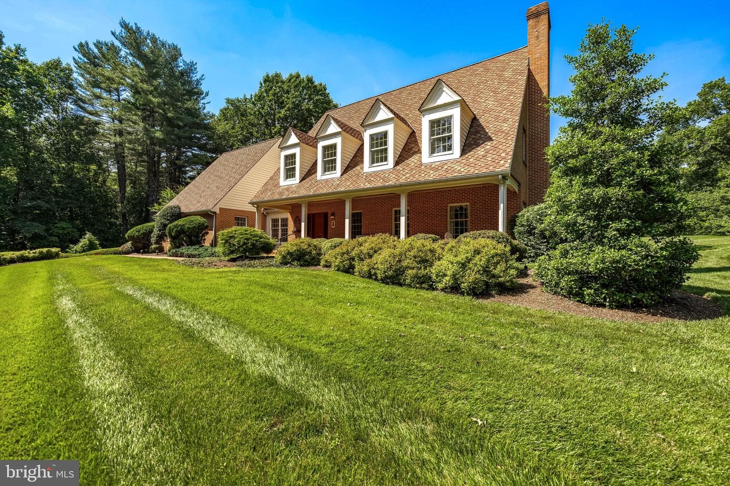 2647 Shepperd Road photo 3