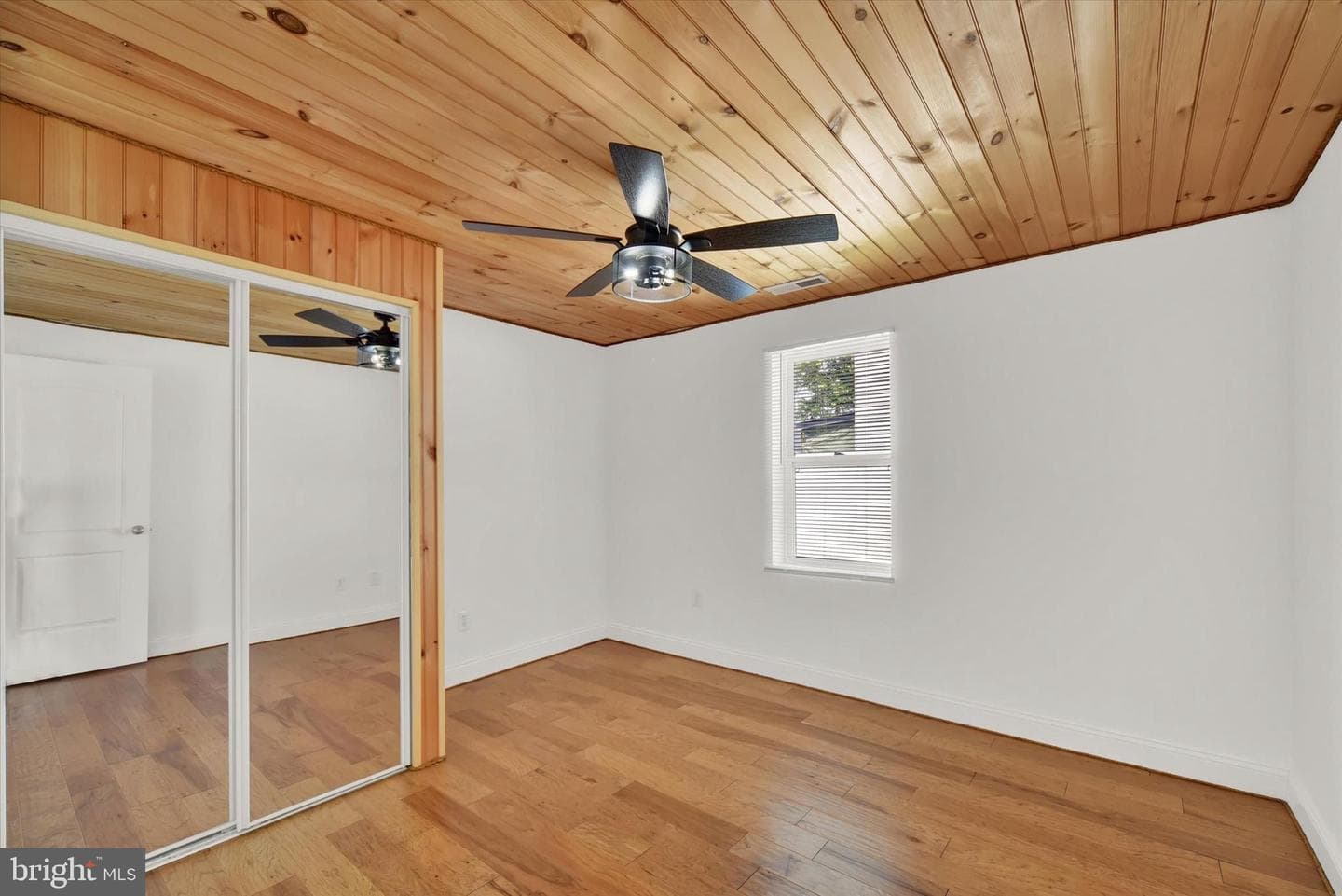 18 Wagners Lane photo 12