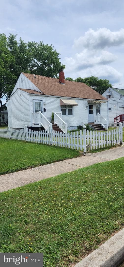 541 Woodlynn Terrace photo 1