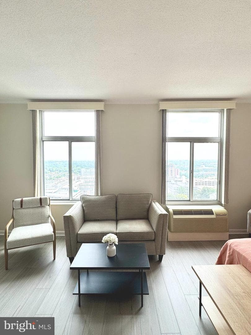 28 Allegheny Avenue #2203 photo 8