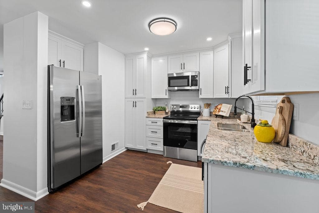 3621 Waterwheel Square photo 11