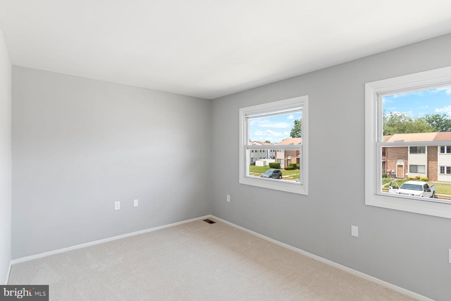 13 Pineknot Court photo 12