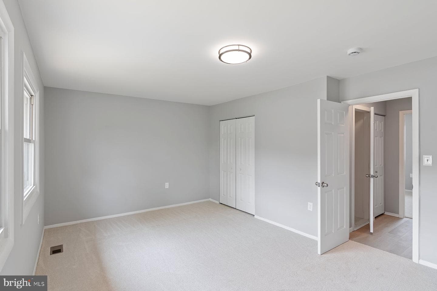 13 Pineknot Court photo 15