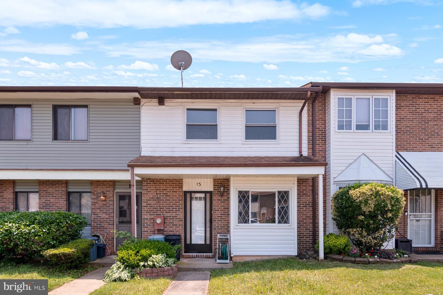 13 Pineknot Court photo 2
