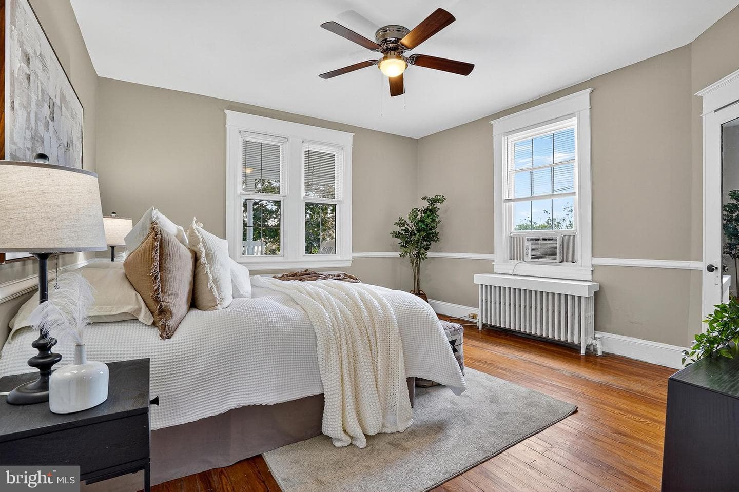 107 E Overlea Avenue E photo 12