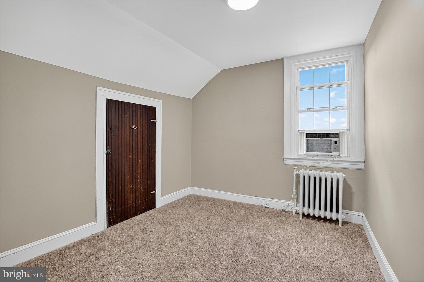 107 E Overlea Avenue E photo 19