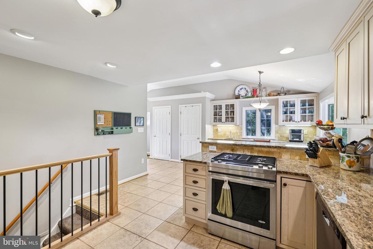 2401 Chetwood Circle photo 22