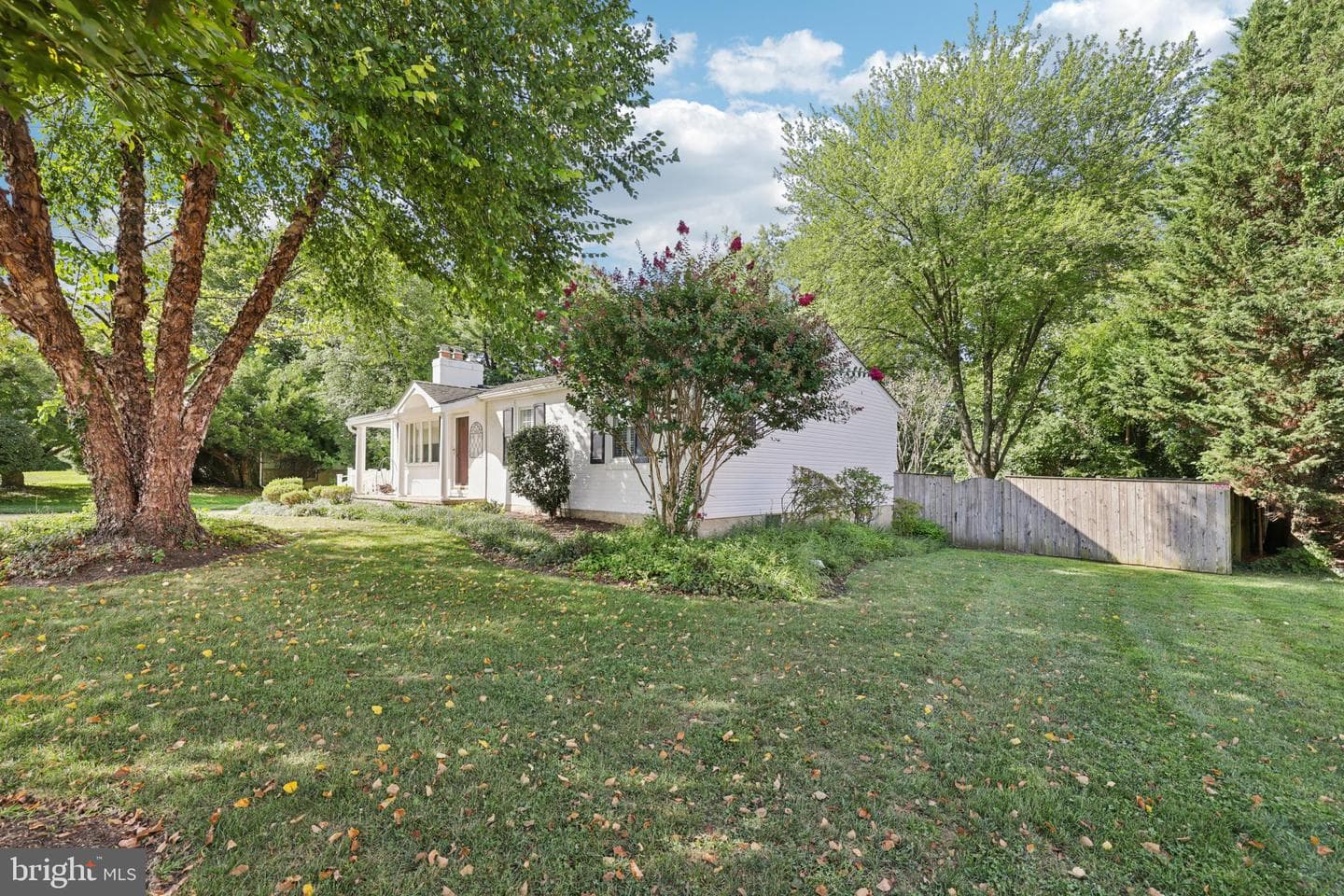 2401 Chetwood Circle photo 4