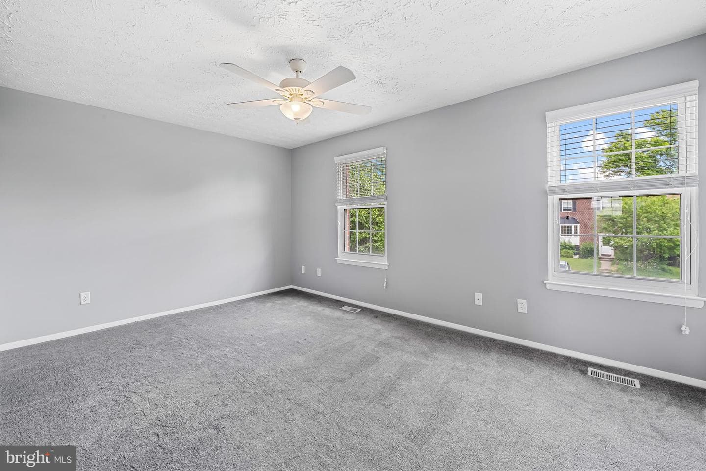 10 Stone Falls Court photo 16