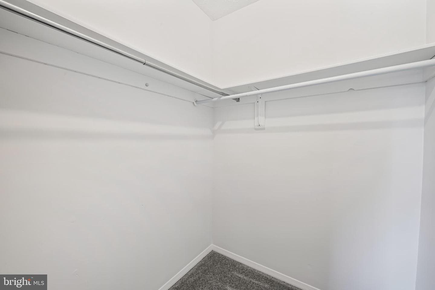 10 Stone Falls Court photo 18