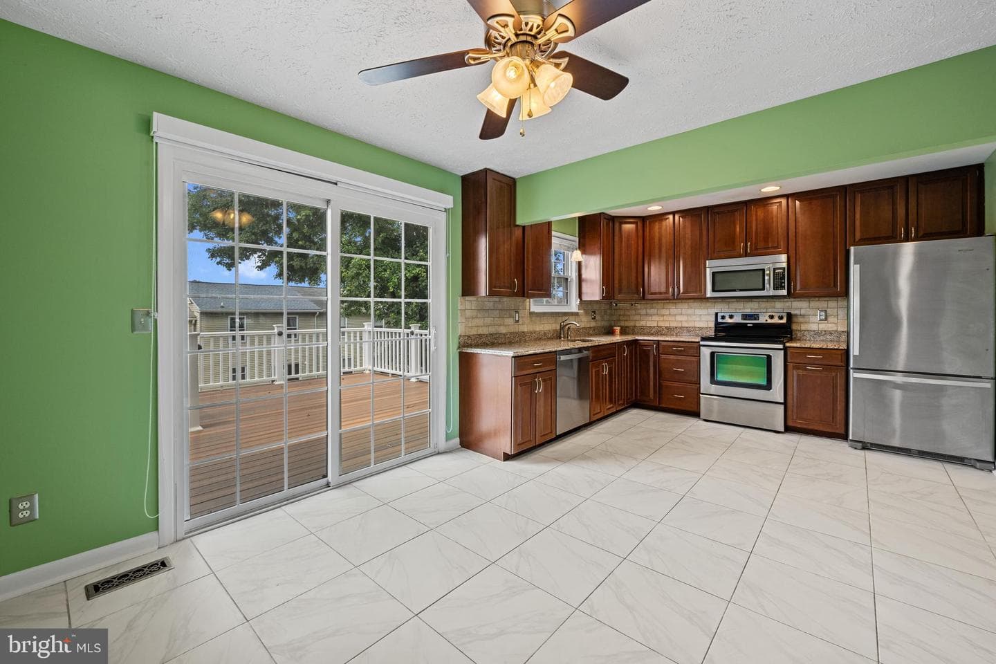 10 Stone Falls Court photo 9