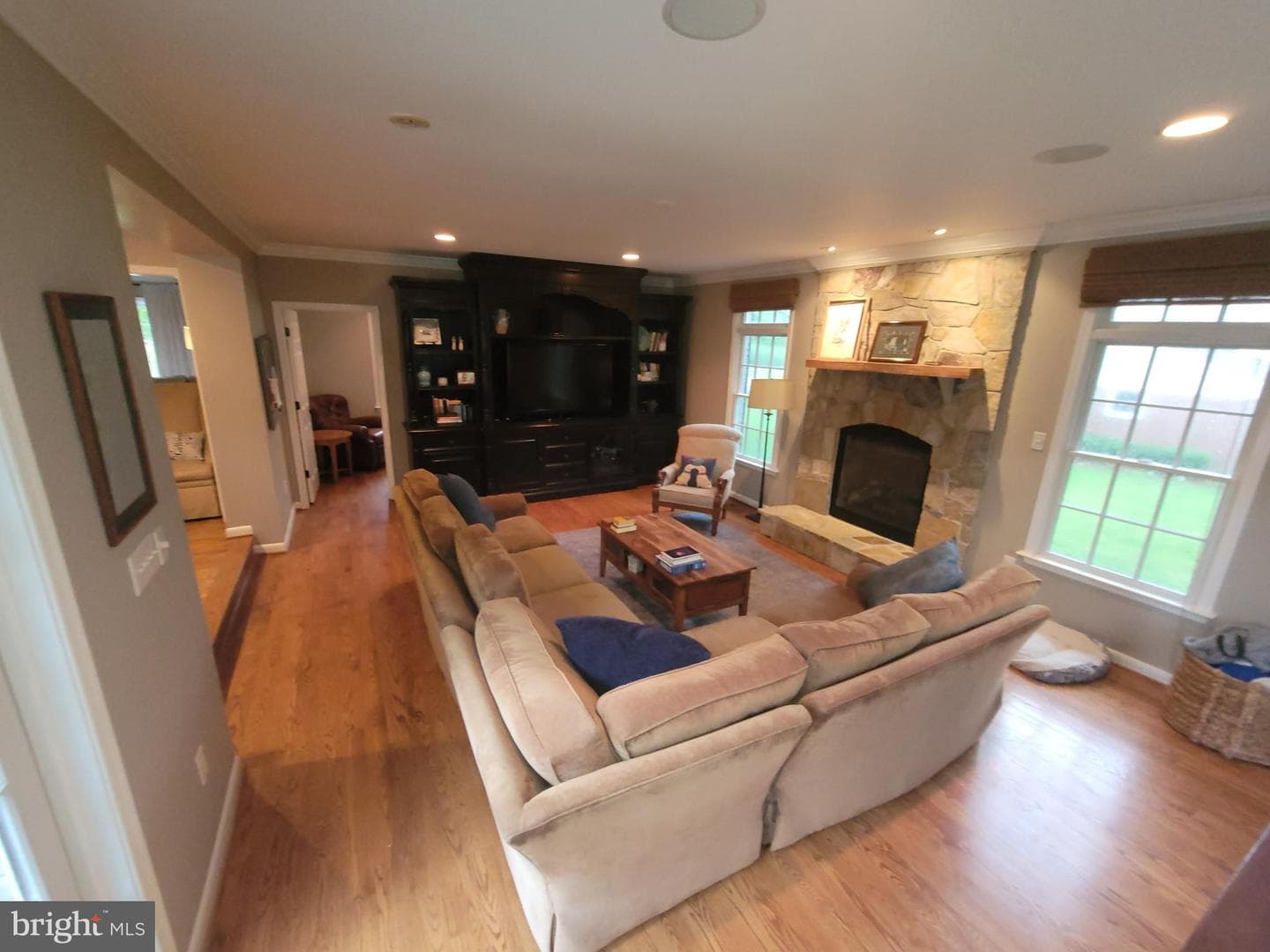 2424 Stanwick Road photo 19