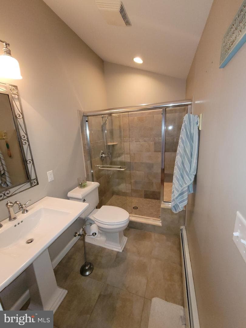 2424 Stanwick Road photo 29