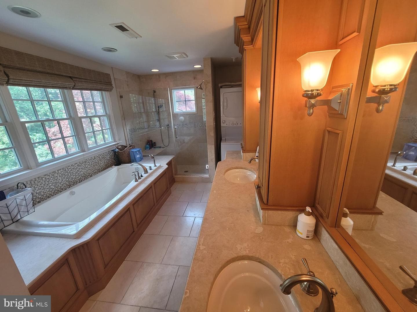 2424 Stanwick Road photo 37