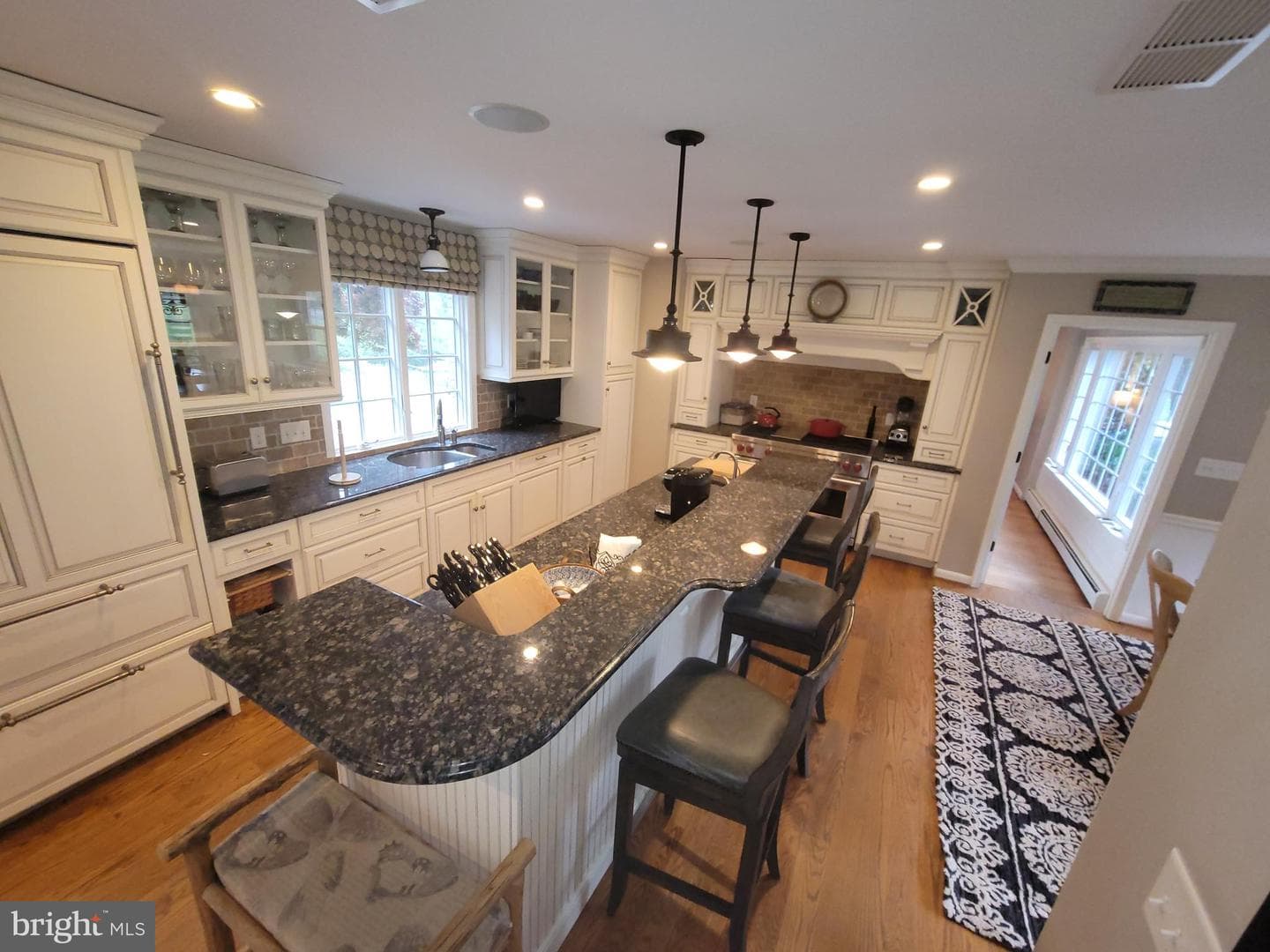 2424 Stanwick Road photo 4