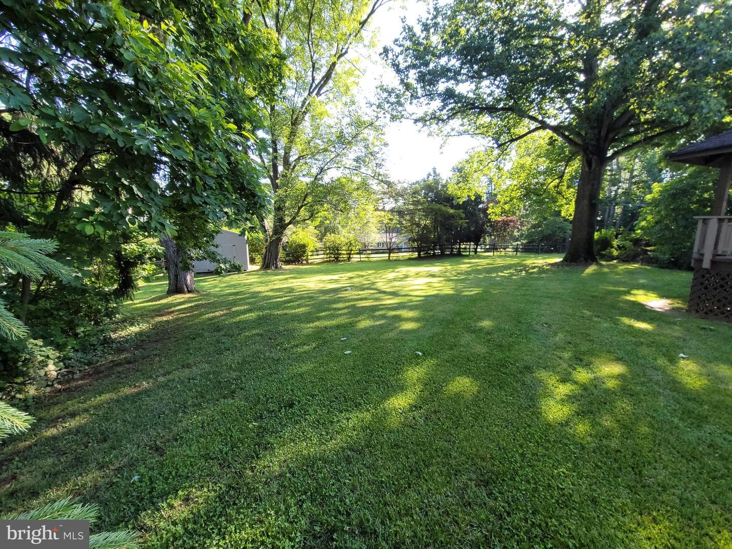 2424 Stanwick Road photo 63