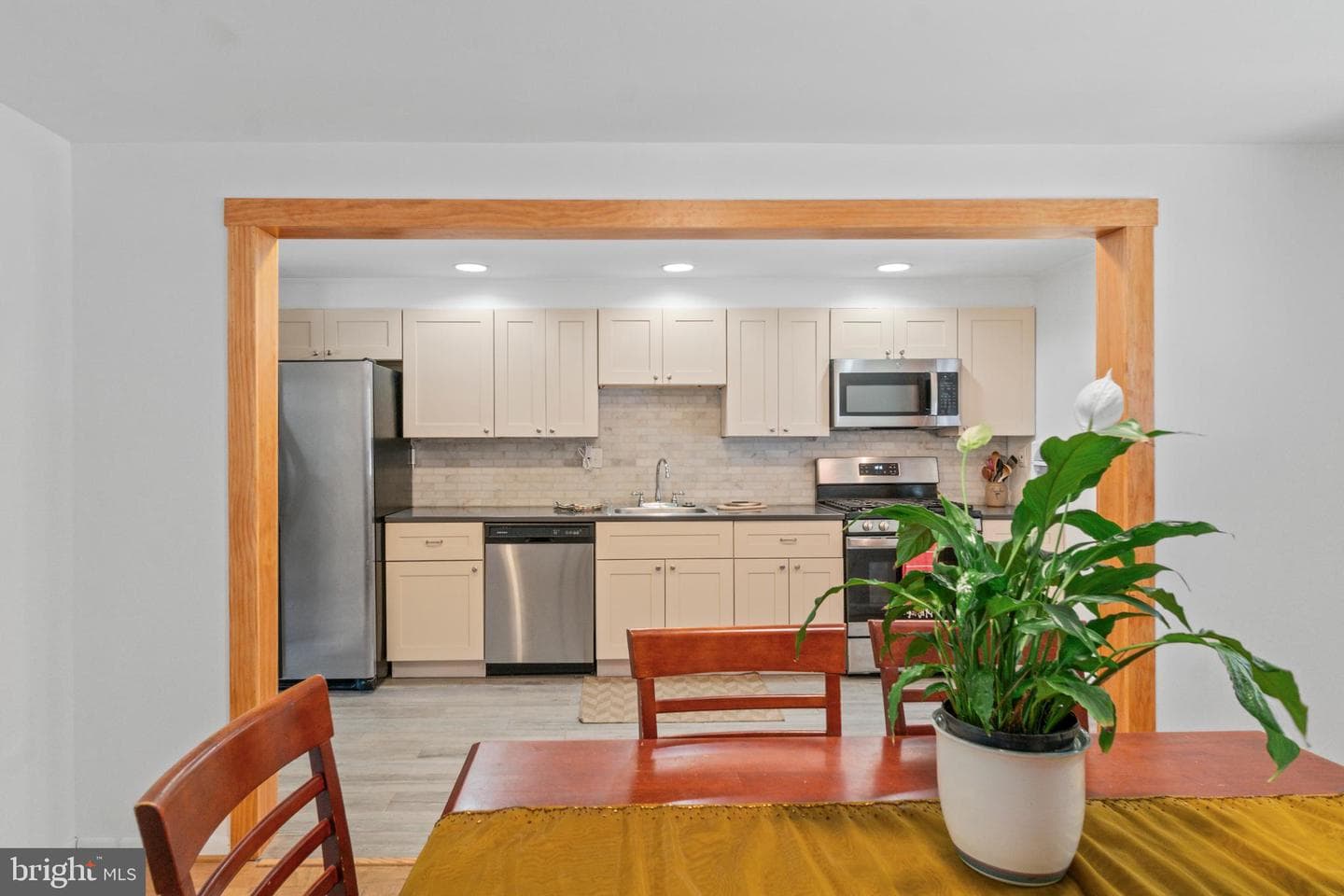 1117 Regina Drive photo 8
