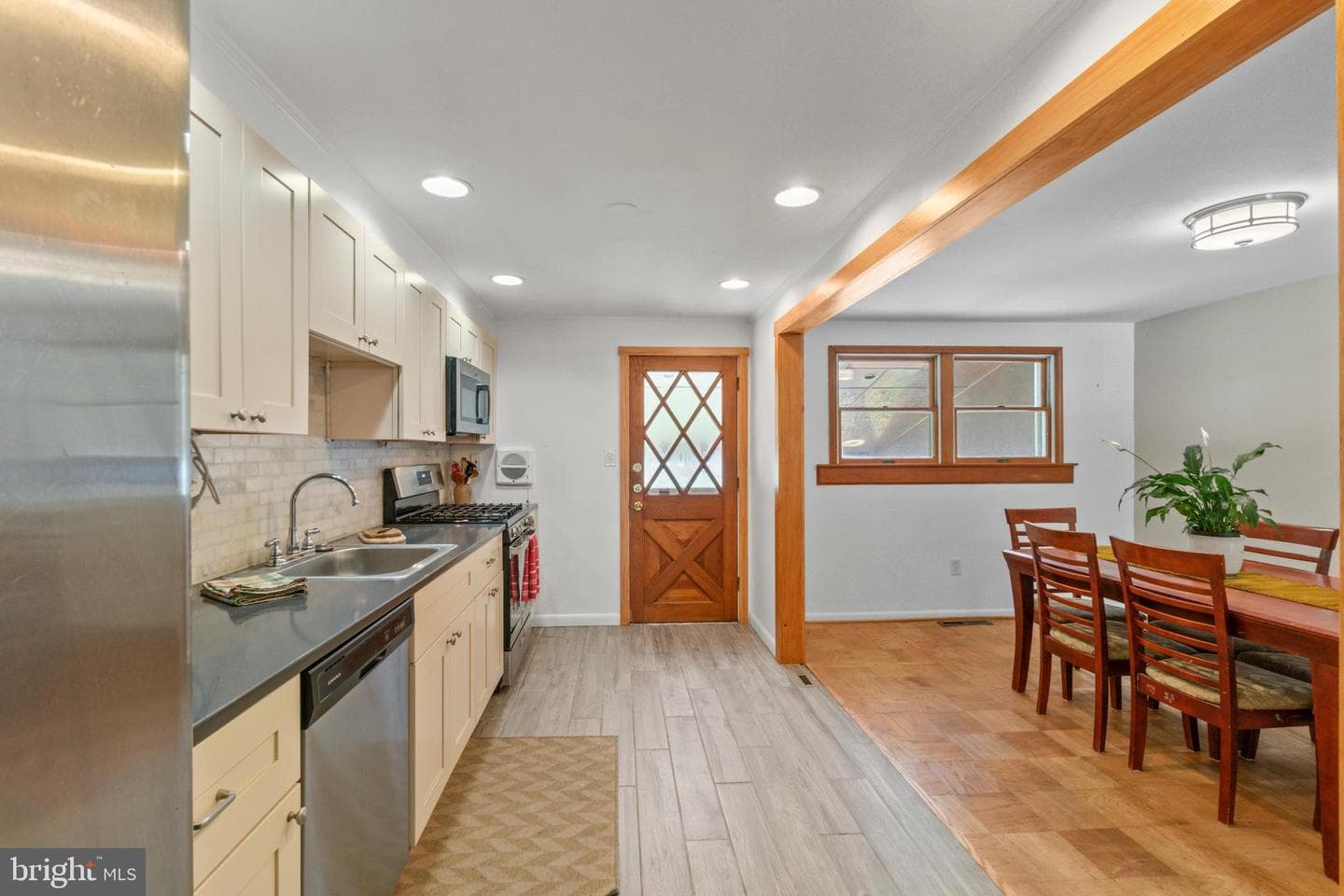 1117 Regina Drive photo 9