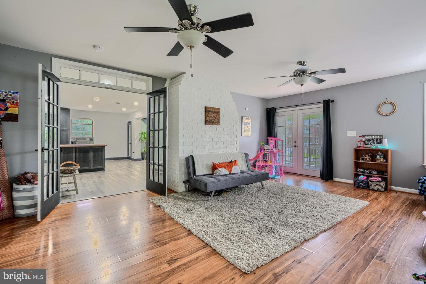 8011 Wood Avenue photo 21