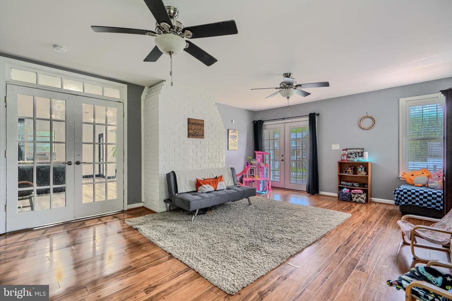 8011 Wood Avenue photo 22