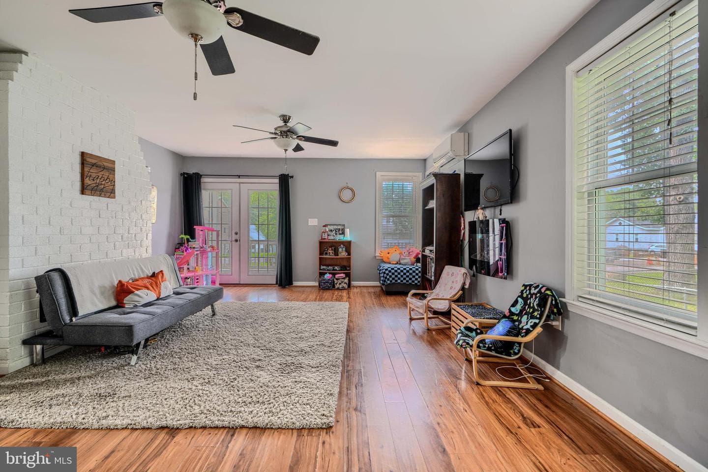 8011 Wood Avenue photo 23