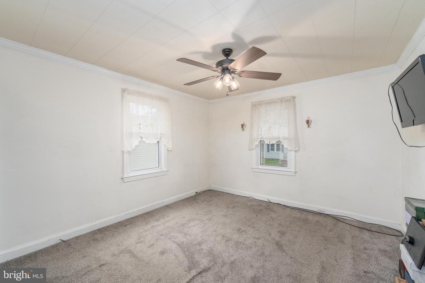 2721 Glendale Road photo 11