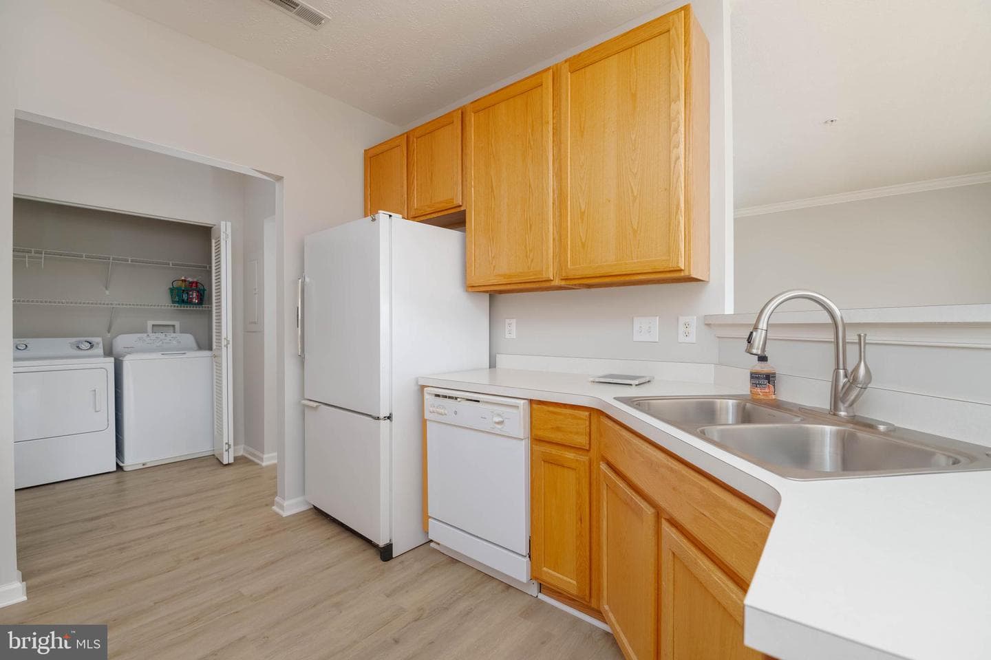 4502 Dunton Terrace #unit J photo 12