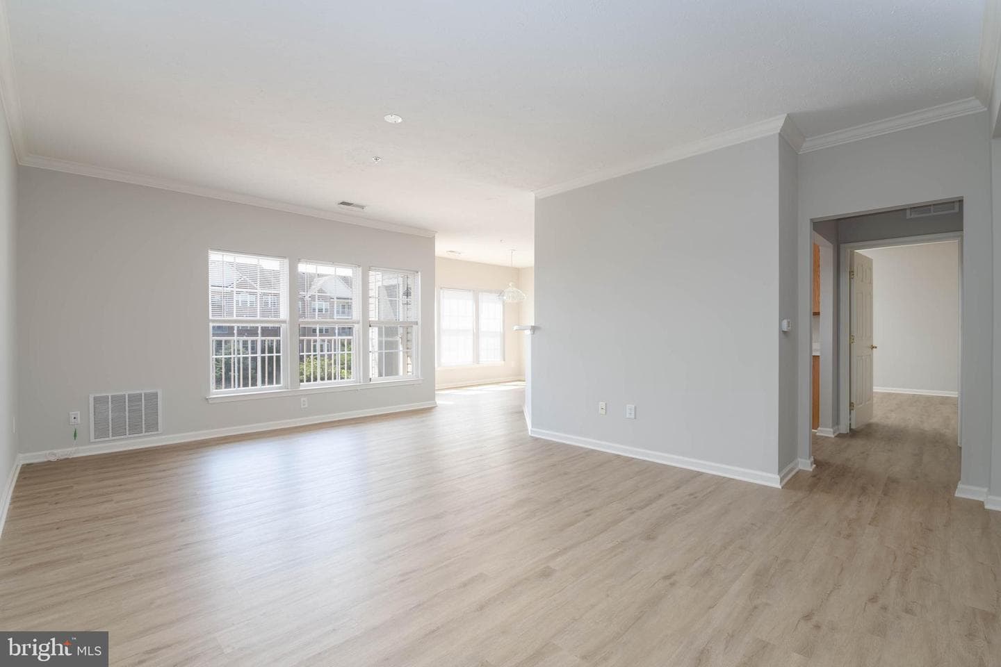 4502 Dunton Terrace #unit J photo 5