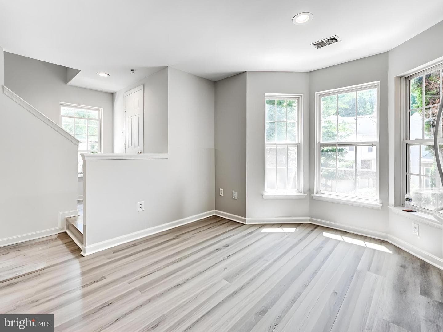 9867 Bon Haven Lane photo 12