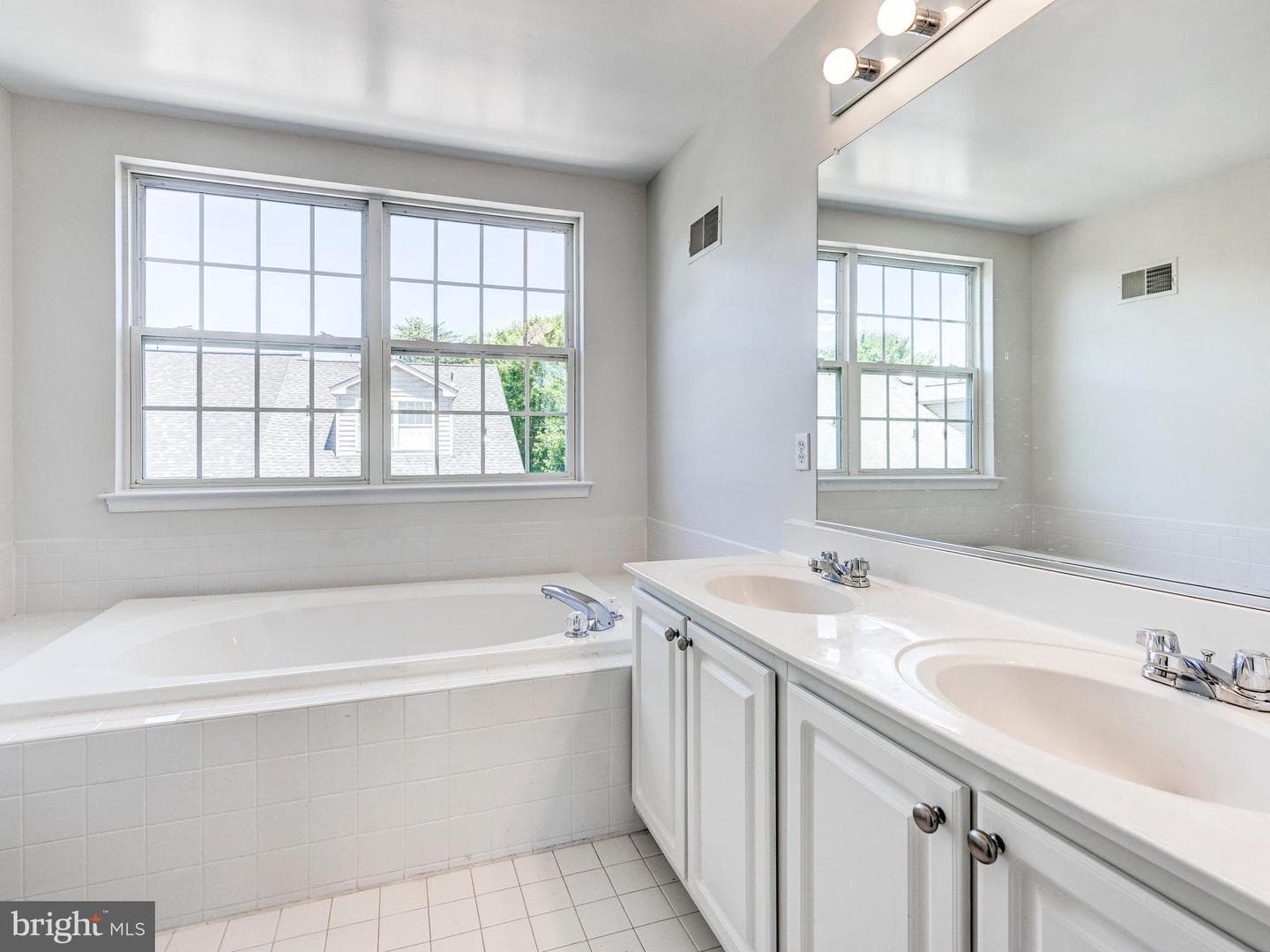 9867 Bon Haven Lane photo 24